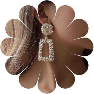 Elegant Gold Statement Earrings